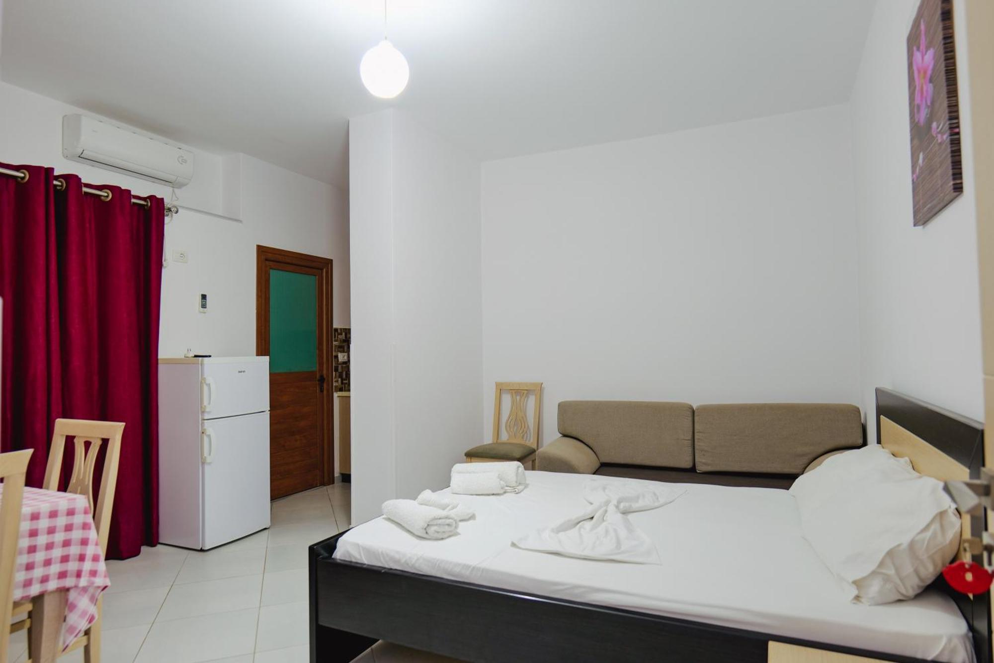 Villa Shpetimi Ksamil Esterno foto