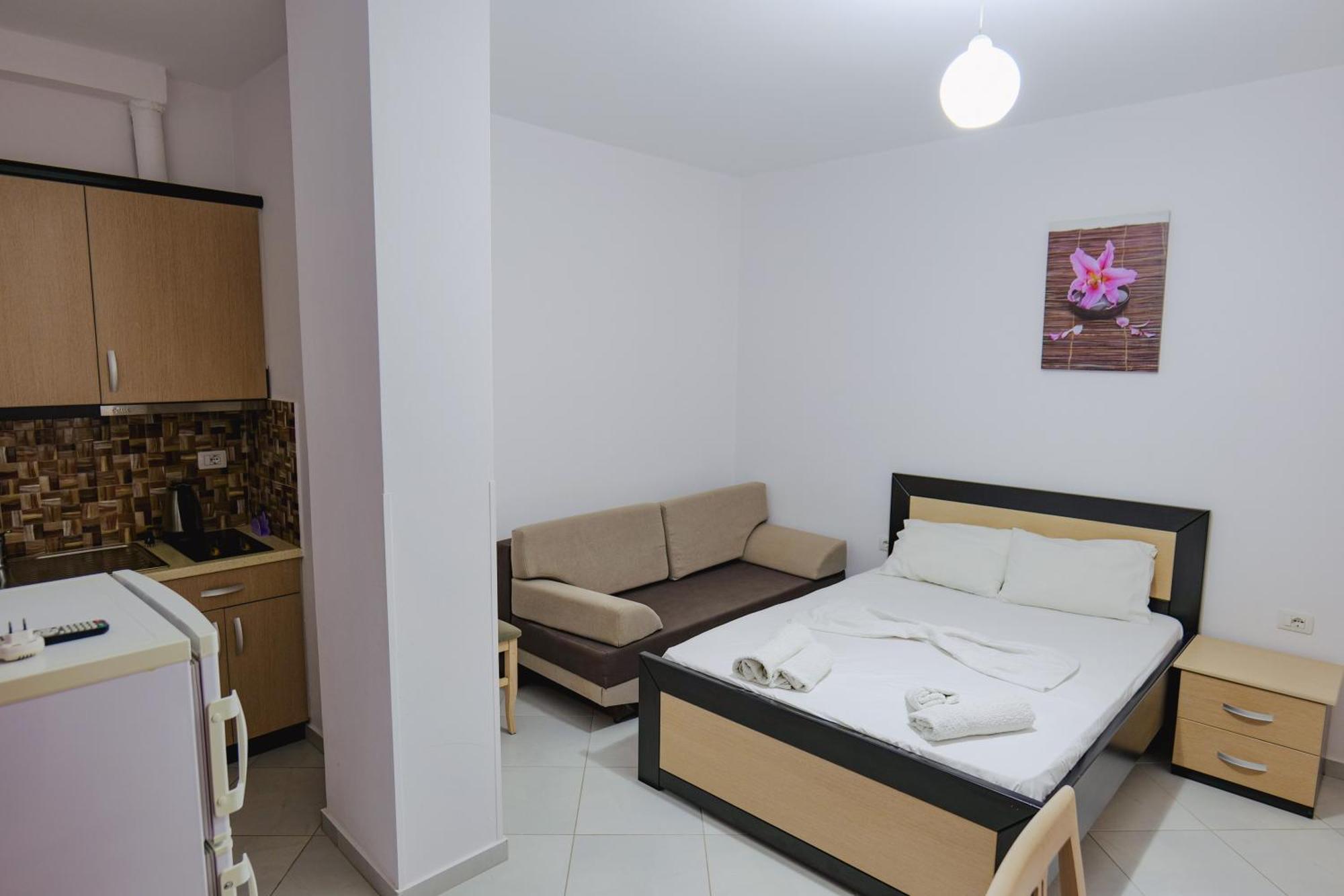 Villa Shpetimi Ksamil Esterno foto